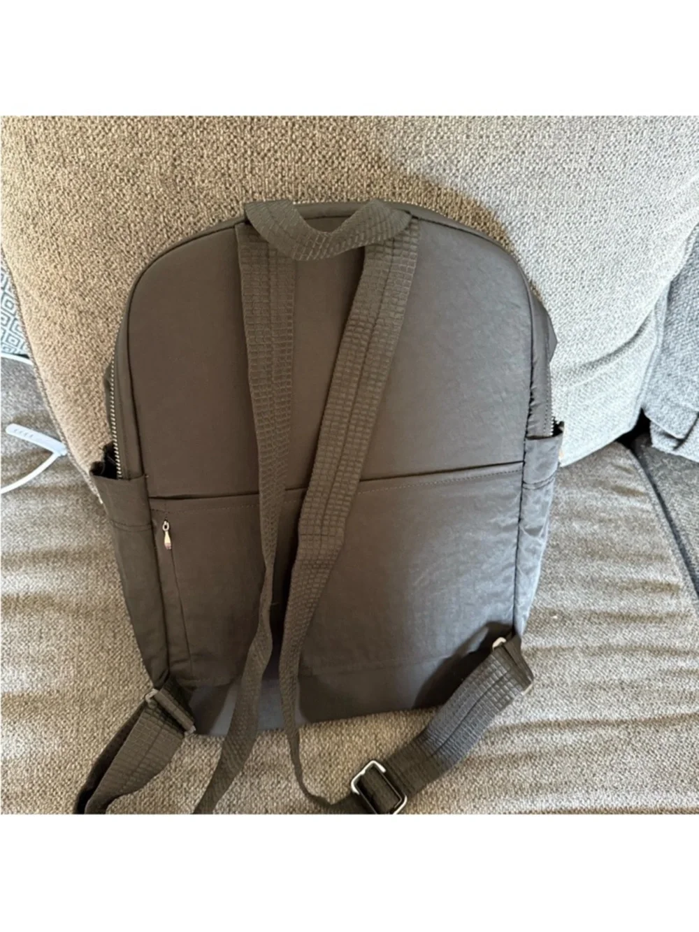 Nike Black Medium Everyday Backpack with Silver Swoosh